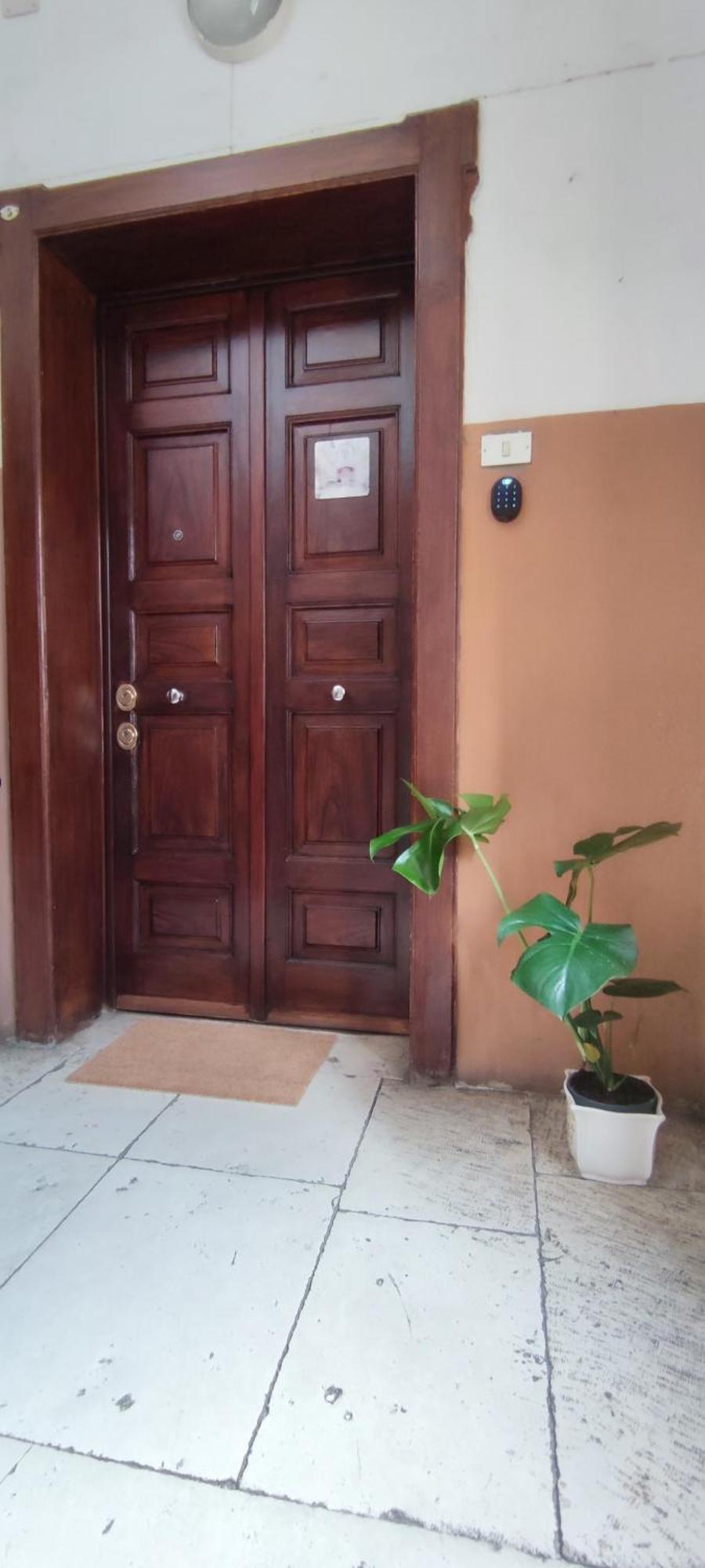 Sulla Via Del Teatro Bari Exterior foto